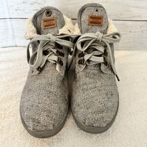 Vintage Toms Shearling Boots